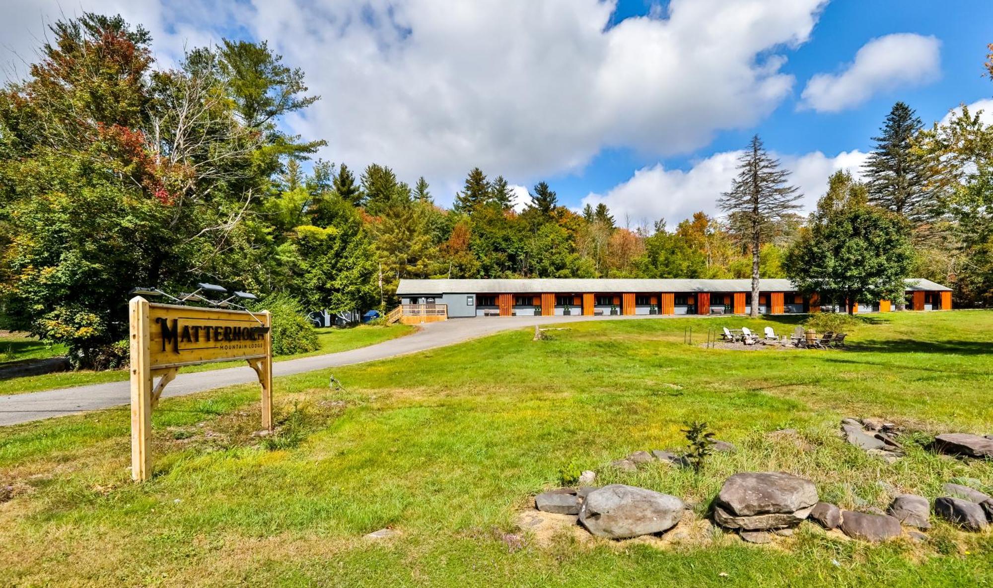 Matterhorns Hunter Lodge Eksteriør billede