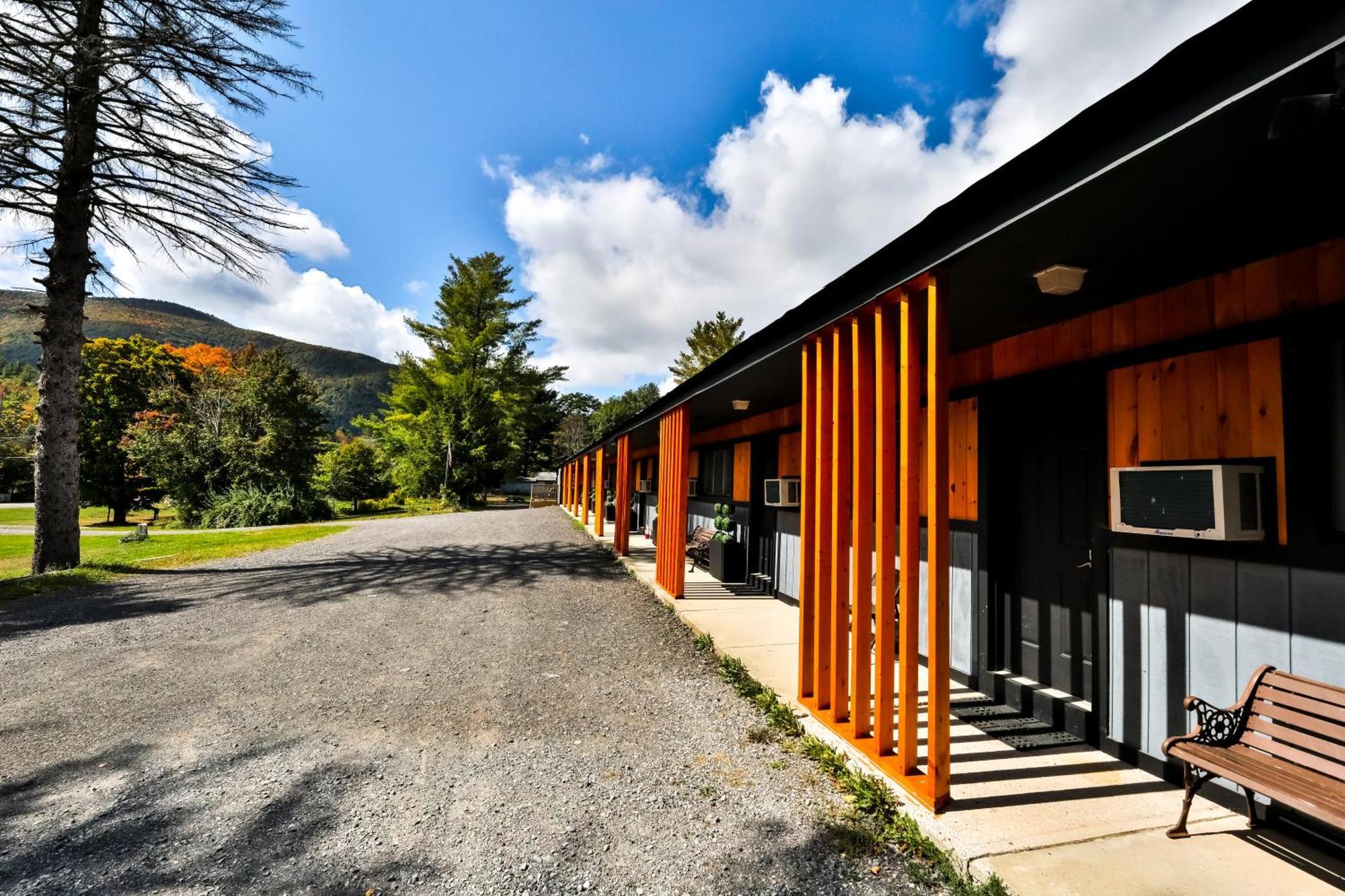 Matterhorns Hunter Lodge Eksteriør billede
